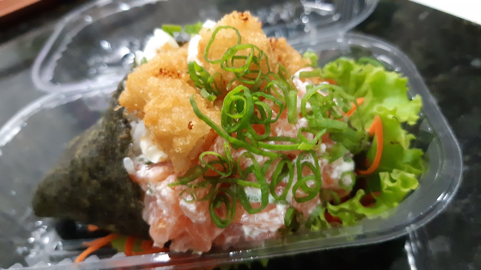 Temaki Salmonfly